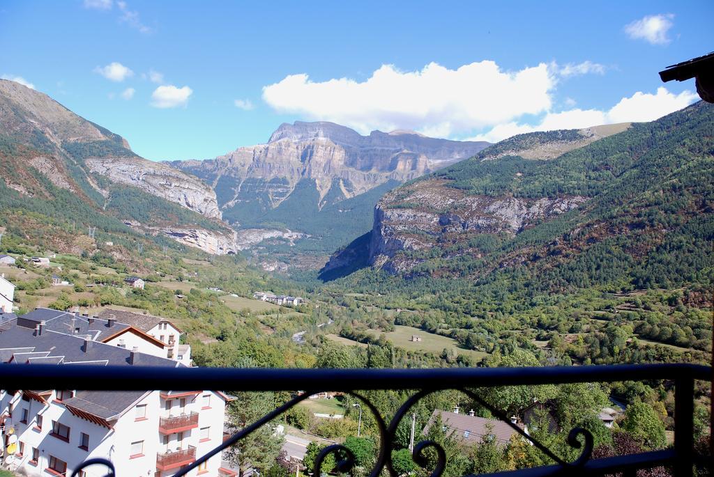 Apartamento El Patio Casa Cajal Torla Buitenkant foto