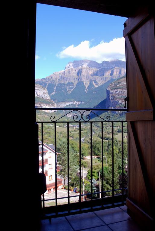 Apartamento El Patio Casa Cajal Torla Buitenkant foto